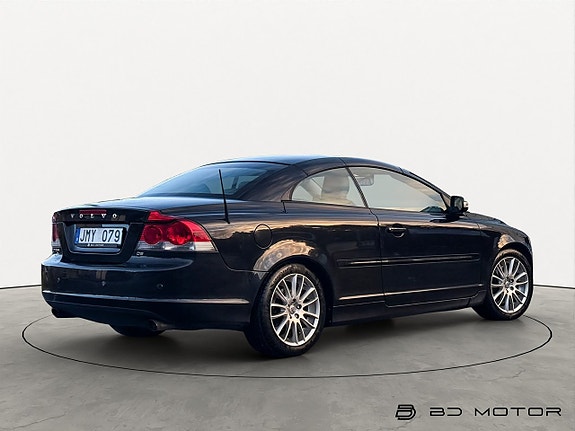 Volvo C70 4 of 17