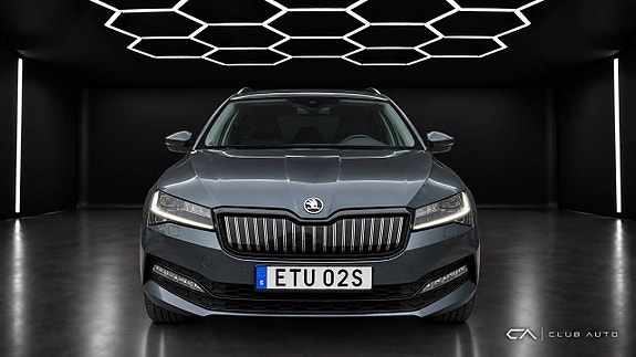 Skoda Superb 3 of 22