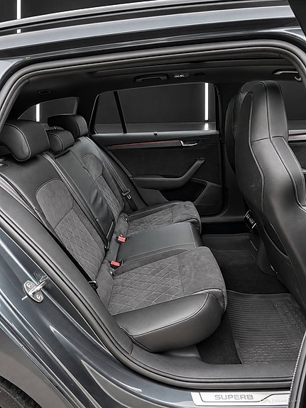 Skoda Superb 20 of 22