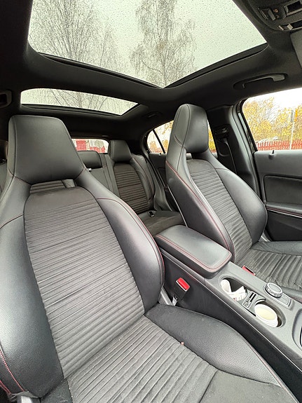 Mercedes-Benz GLA 220 8 of 9