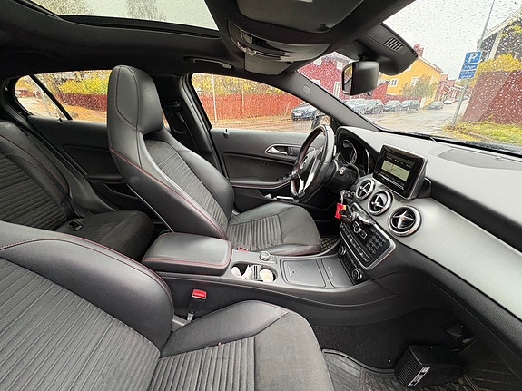 Mercedes-Benz GLA 220 6 of 9