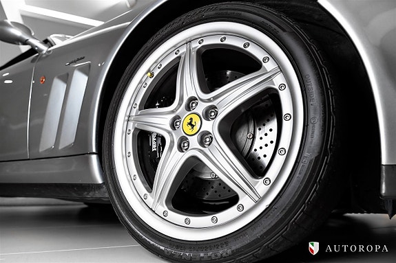 Ferrari 575 Maranello 10 of 10