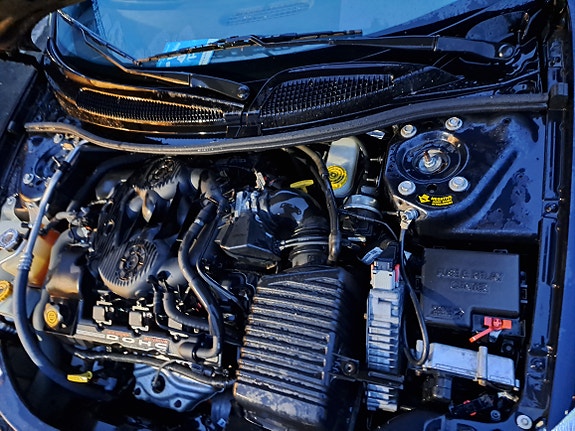 Chrysler Sebring 8 of 9