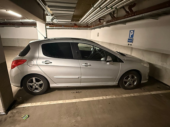 Peugeot 308 3 of 16