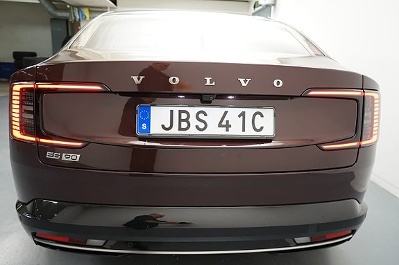 Volvo ES90 17 of 20
