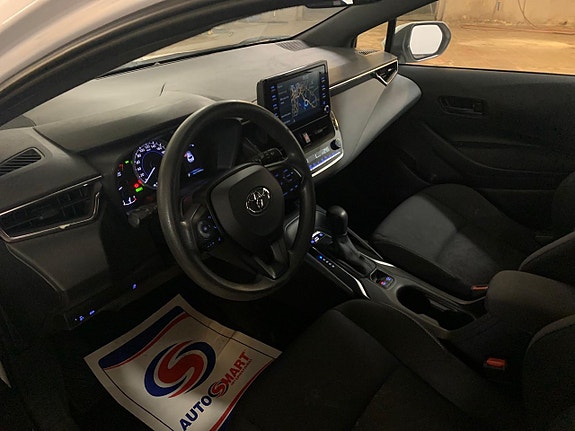 Toyota Corolla 9 of 20
