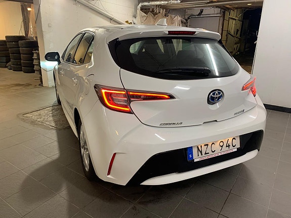 Toyota Corolla 5 of 20
