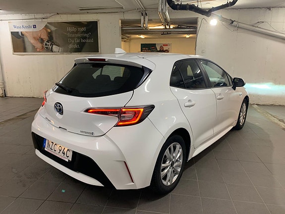 Toyota Corolla 4 of 20