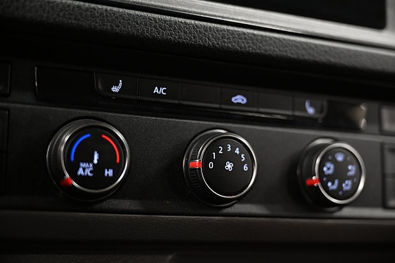 Volkswagen Crafter 18 of 24