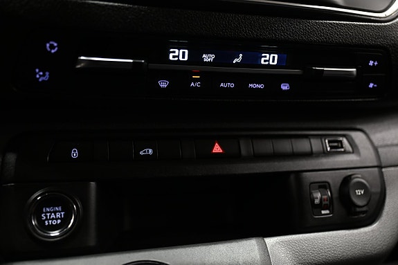 Opel Vivaro 25 of 30