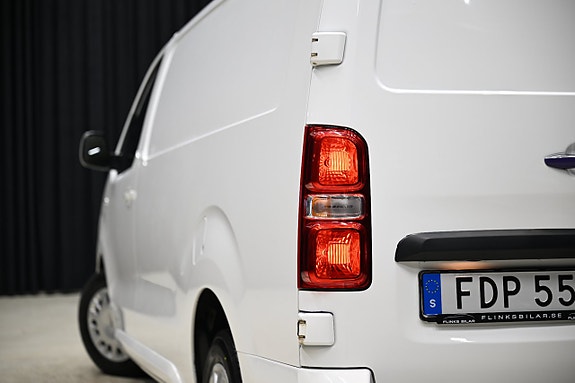 Opel Vivaro 19 of 30