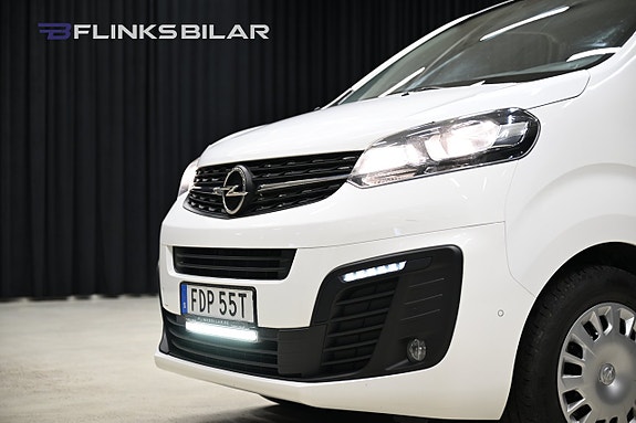 Opel Vivaro 21 of 30