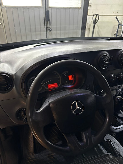Mercedes-Benz Citan 109 3 of 4