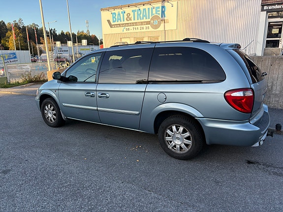 Chrysler Town & Country
