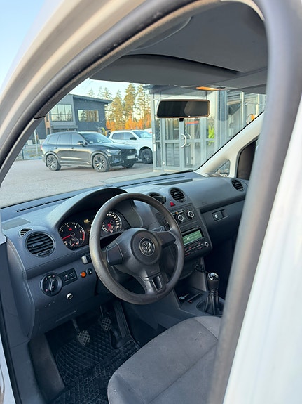 Volkswagen Caddy 2 of 7