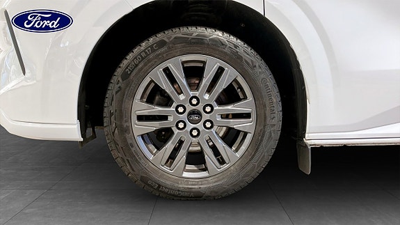 Ford Custom Tourneo 9 of 9