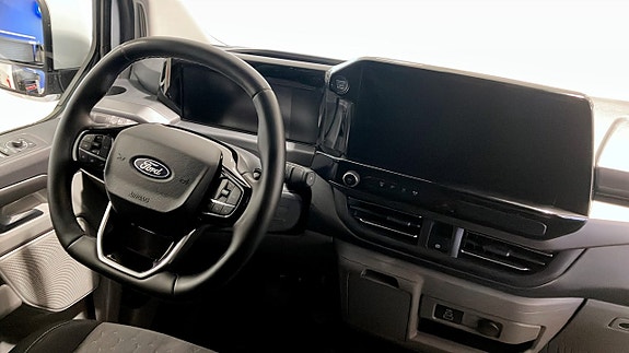 Ford Custom Tourneo 4 of 9