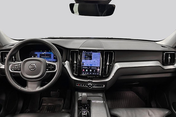 Volvo XC60 7 of 28