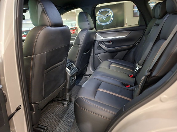 Mazda CX-60 18 of 20