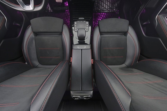 Mercedes-Benz CLA250 e 14 of 28