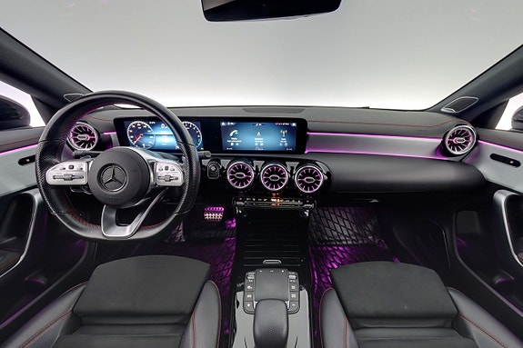 Mercedes-Benz CLA250 e 13 of 28