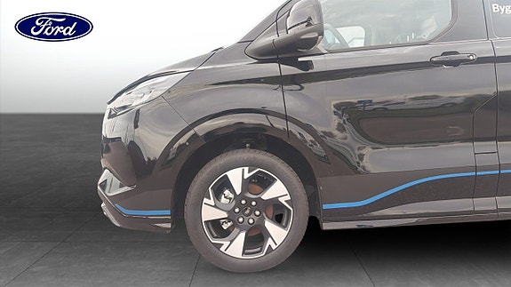 Ford E-Custom 9 of 9