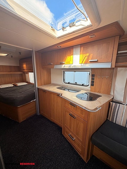 Knaus ROYALE 560 12 of 21
