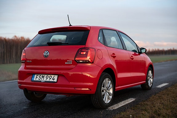 Volkswagen Polo 3 of 15
