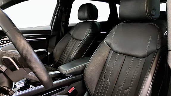 Audi Q8 e-tron 8 of 26