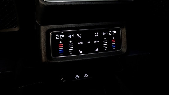 Audi Q8 e-tron 16 of 26
