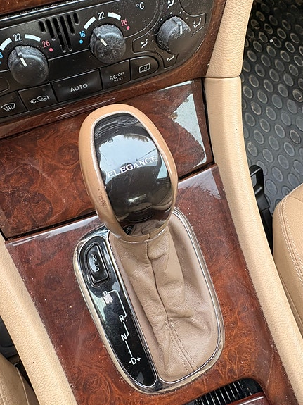 Mercedes-Benz C320 4 of 4