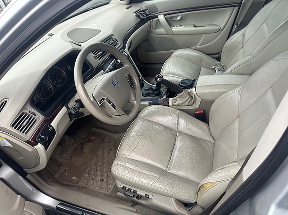 Volvo S80 3 of 14