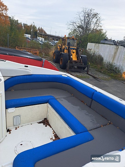 Wellcraft 2400 + 7.4 L Volvo Penta 5 of 6