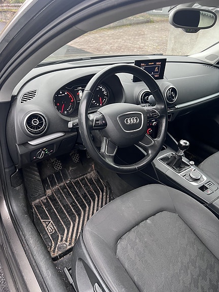 Audi A3 4 of 5