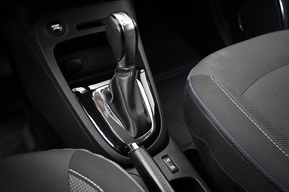 Renault Captur 14 of 21