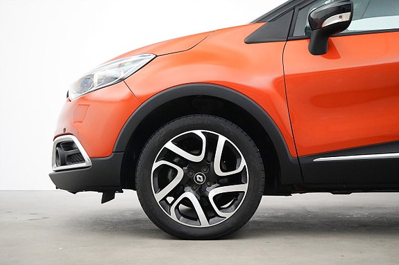 Renault Captur 2 of 21