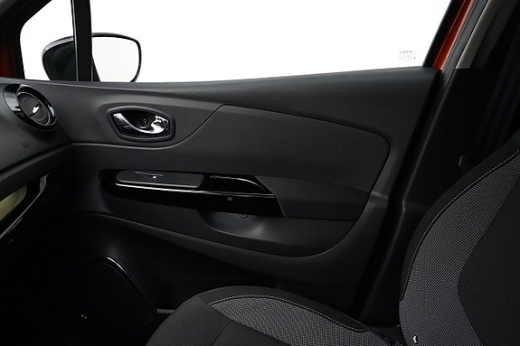 Renault Captur 15 of 21