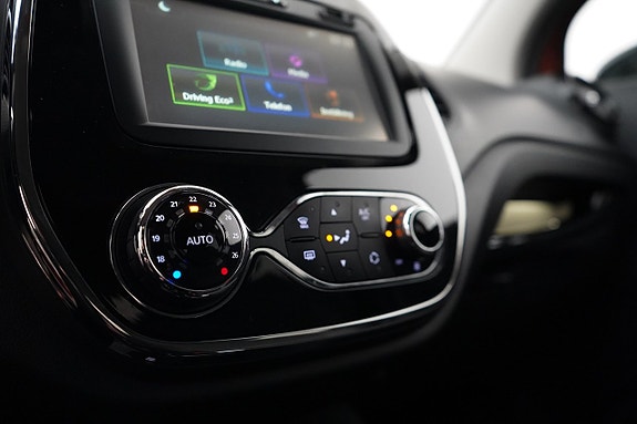 Renault Captur 13 of 21