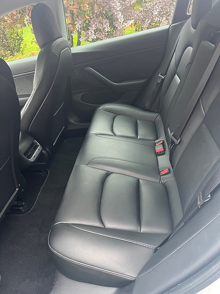 Tesla Model 3 6 of 6