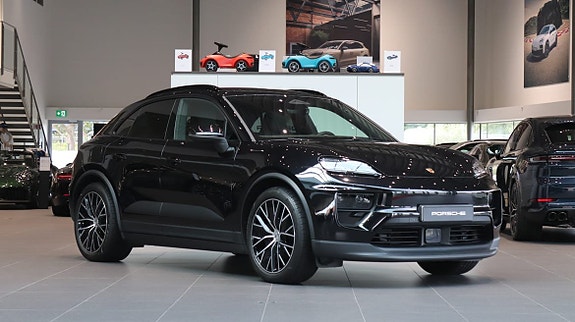 Porsche Macan 4