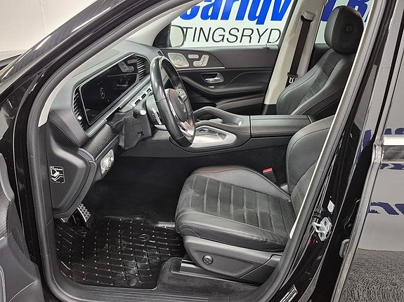 Mercedes-Benz GLE 400 d 2 of 16
