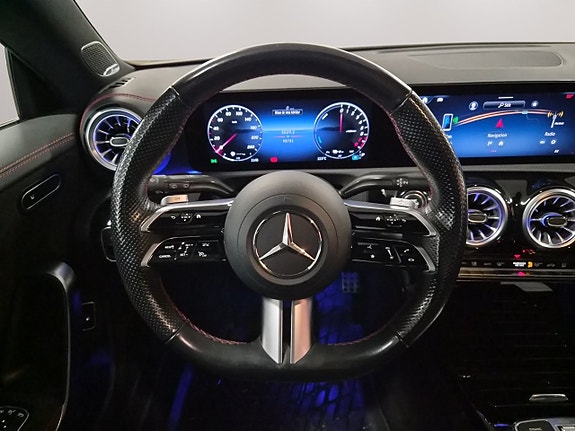 Mercedes-Benz CLA250 e 15 of 25