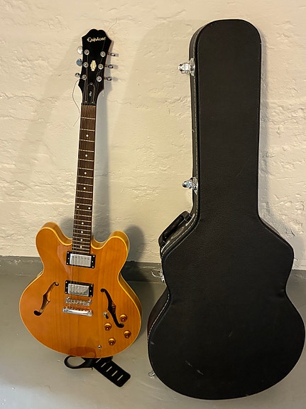 Epiphone Dot halvakustisk gitarr natur