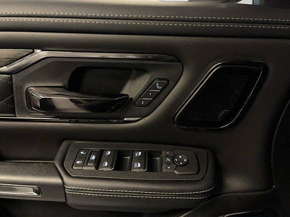 Dodge RAM 21 of 30