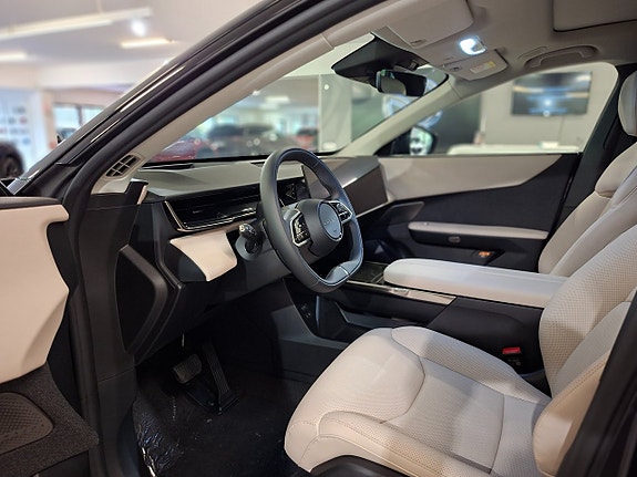 Mazda CX-6e 17 of 21