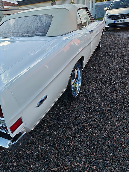 Ford XL 7 of 11