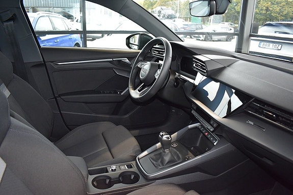 Audi A3 4 of 6