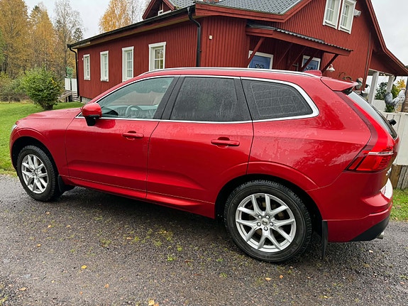 Volvo XC60 14 of 17