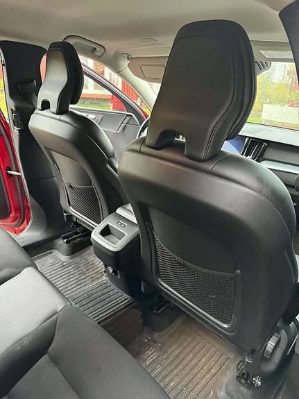 Volvo XC60 15 of 17