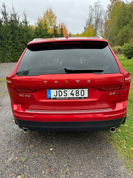 Volvo XC60 16 of 17